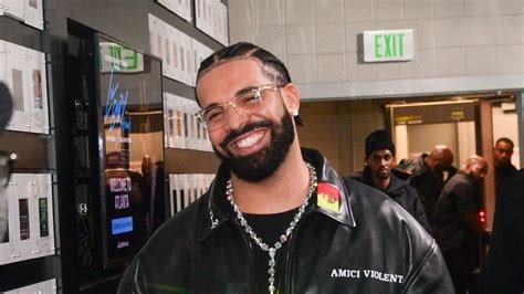 Laugh It Off! Drake Allegedly Responds After Leaked NSFW。